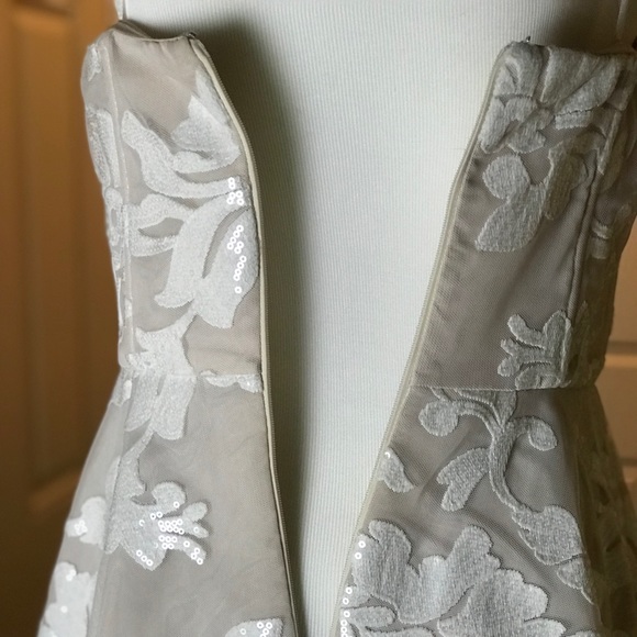 GB_Strapless_Flower Sequins Dress - Picture 8 of 8